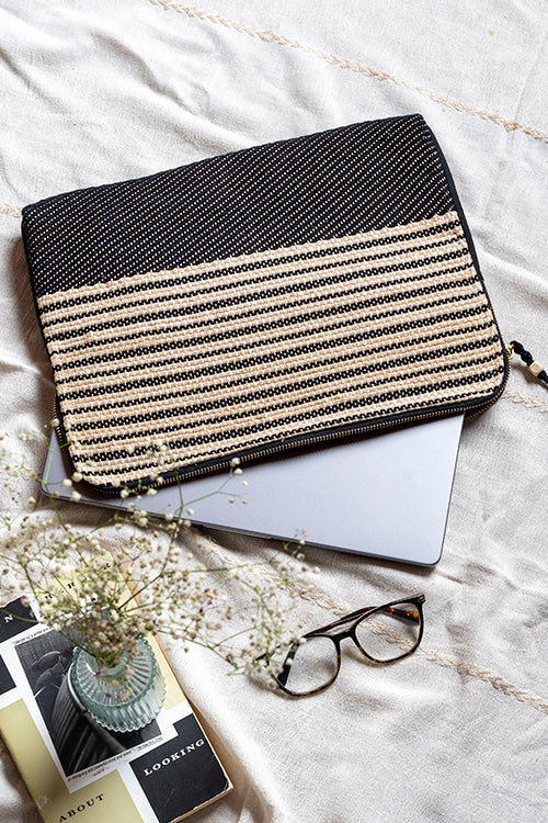 One 'O' Eight Knots Rekha Hand-Woven Laptop Bag