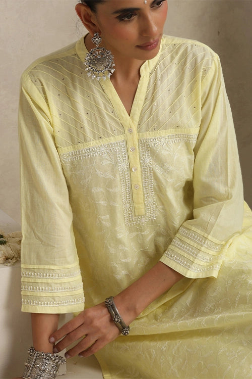 Shwet Women Yellow Chikankari Kurta