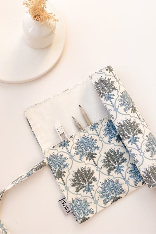 Ekatra Green Leafy Floral Durable Cotton Fabric Roll Up Case( Set Of 2 )