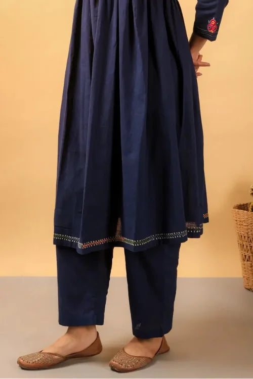 Rangsutra Kaanch Blue V-Neck Cotton Kurta With Pacca Hand Embroidery
