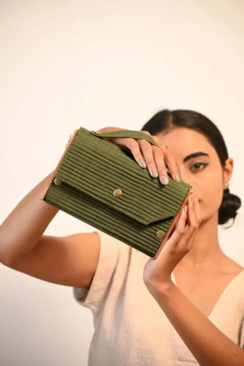 Lukka Chuppi Summer Grove Box Clutch