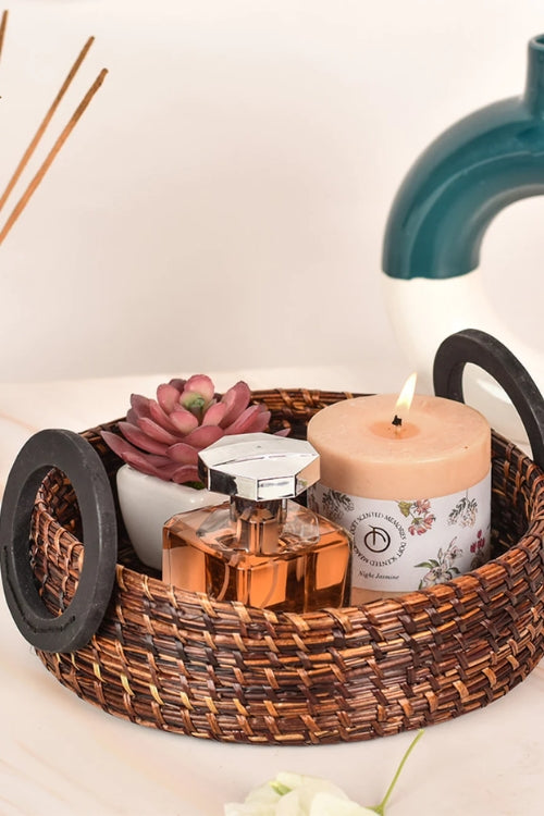 Kadam Haat Handmade Sikki Grass Multipurpose Round Tray