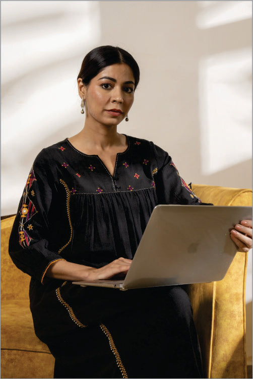 Paheli Black Front-Gather Cotton Kurta With Pakka Hand Embroidery