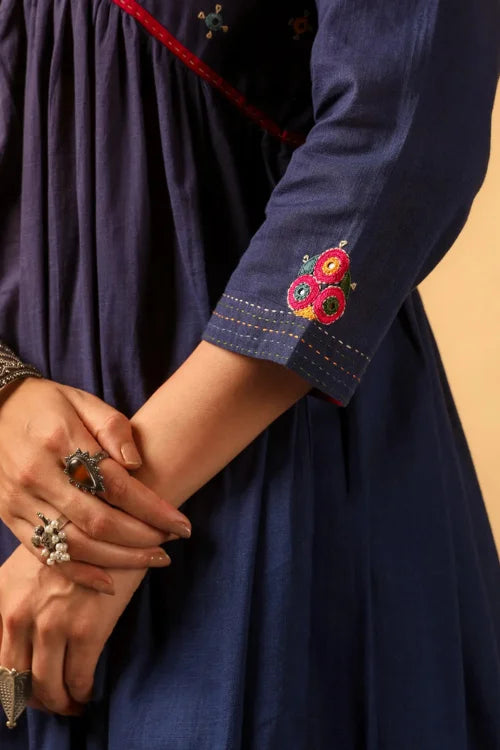 Rangsutra Kaanch Blue V-Neck Cotton Kurta With Pacca Hand Embroidery