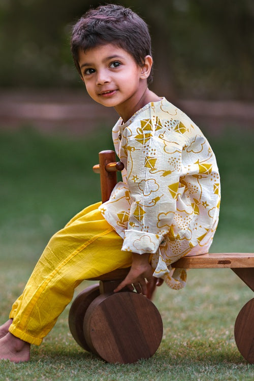 Whitewater Kids Unisex Organic Patang Kurta Top With Yellow Pants
