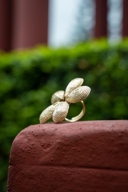 Miharu Dokra Floral Magic Ring