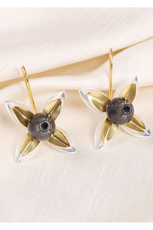 'Kabbish 'Surahi-Guldasta Gift Box' Black Pottery