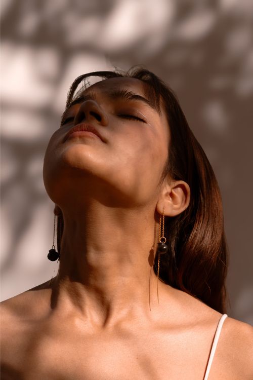 Kabbish'S Sui Dhada Earring Of Black Pottery, Terracotta And Brass