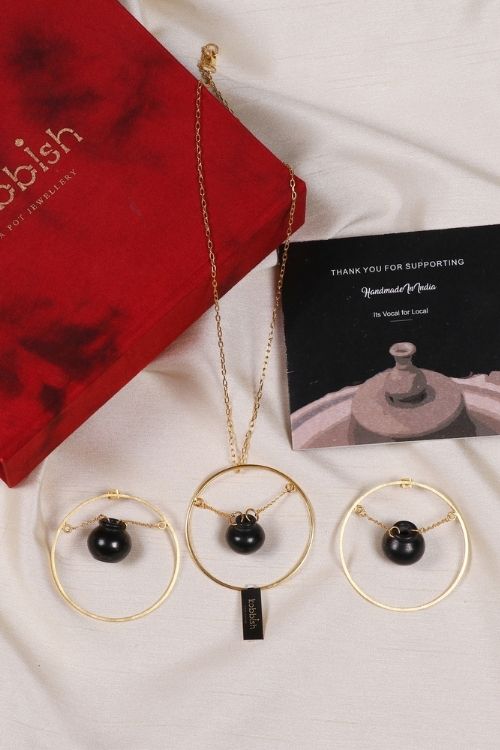 'Kabbish 'Gagri Round Handi Set' Black Pottery