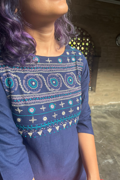 Porgai Gowri Blue Hand Embroidered Cotton Kurta For Women Online