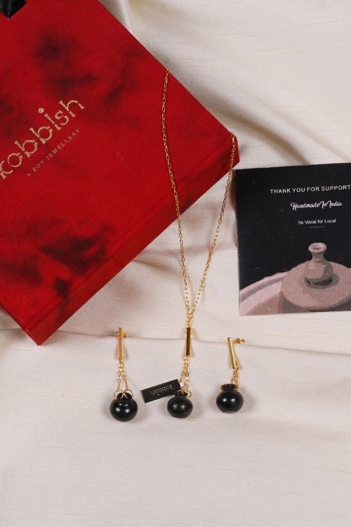 'Kabbish 'Sikahar Minimal Set ' Black Pottery