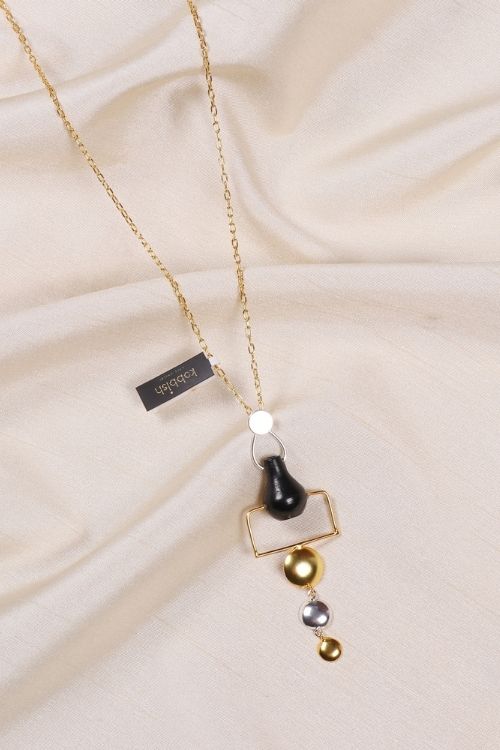 Kabbish'S 'Surahi Three Drop Set' Black Pottery