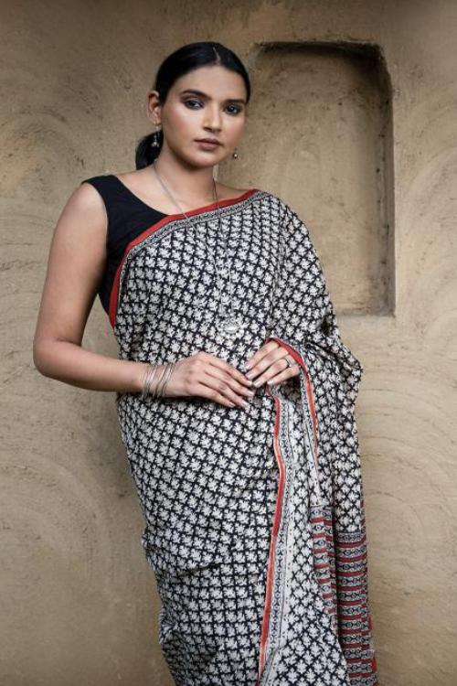 TICH Classic Appeal. Bagru Hand Block Printed Mul Cotton Saree - Black Leaf