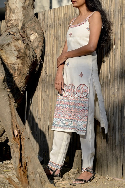 Diorama Designs Traditional Madhubani Hand-Painted  Kurta Pant Set