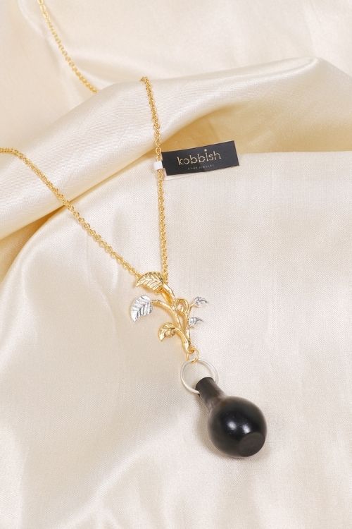 'Kabbish 'Surahi Guldasta Gift Set' Black Pottery, Terracotta, Set'