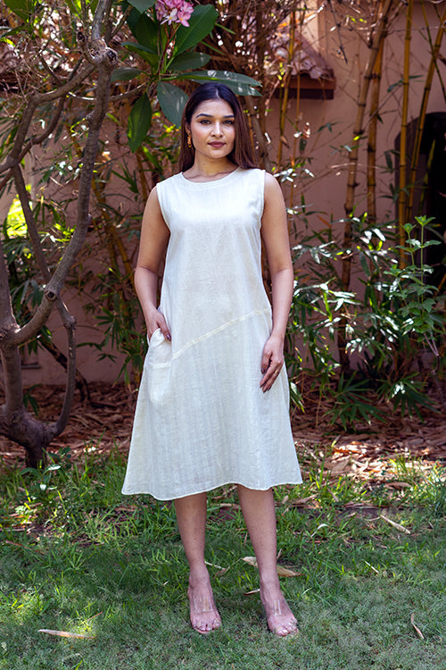 Moralfibre Kora Sleeveless Dress With Diagonal Muslin Design – Okhaistore