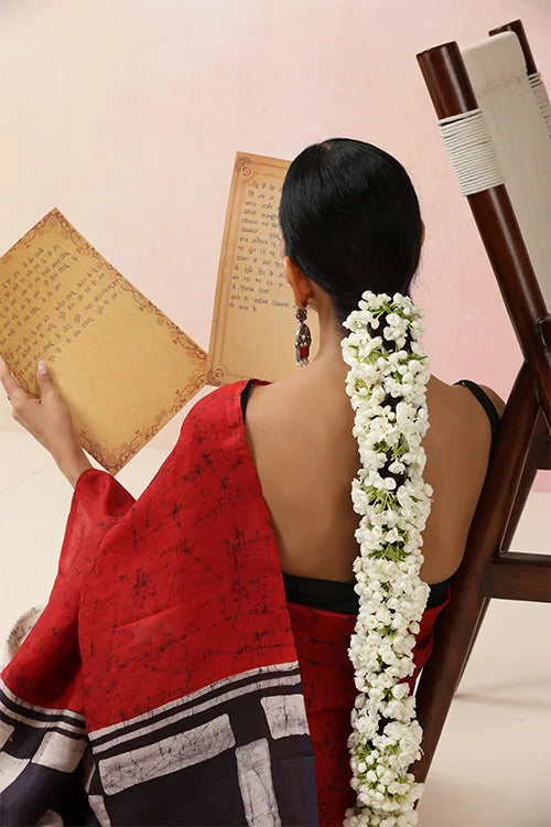 GC 'Check' Handwoven Hand Batik Pure Silk with SilkMark Saree