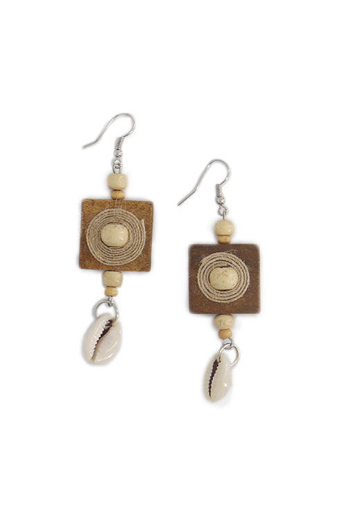 Whe Wood Cowry Earring