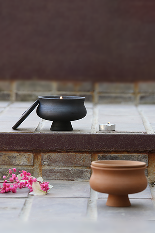 Anantaya Pratah Luxury Candle Terracotta