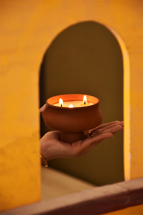 Anantaya Pratah Luxury Candle Terracotta