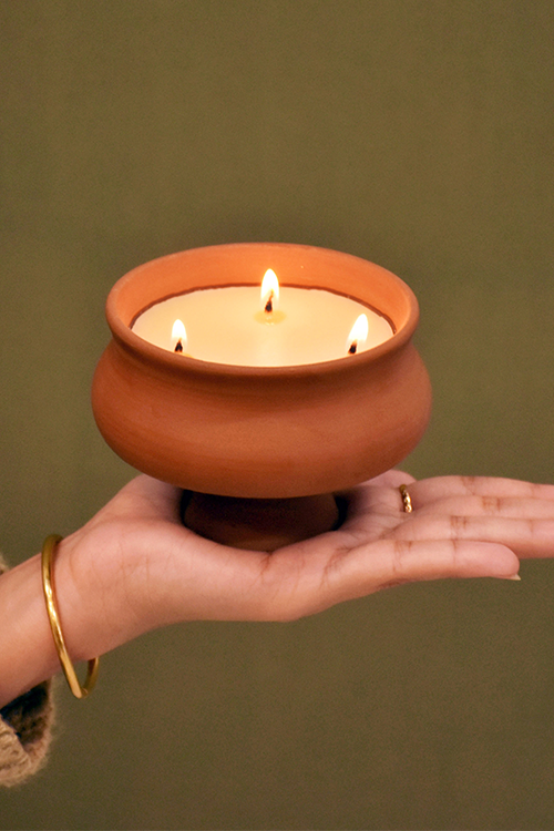 Anantaya Pratah Luxury Candle Terracotta
