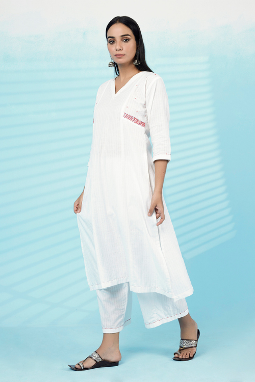 Bebaak Aarohi Handwoven Kurta Set