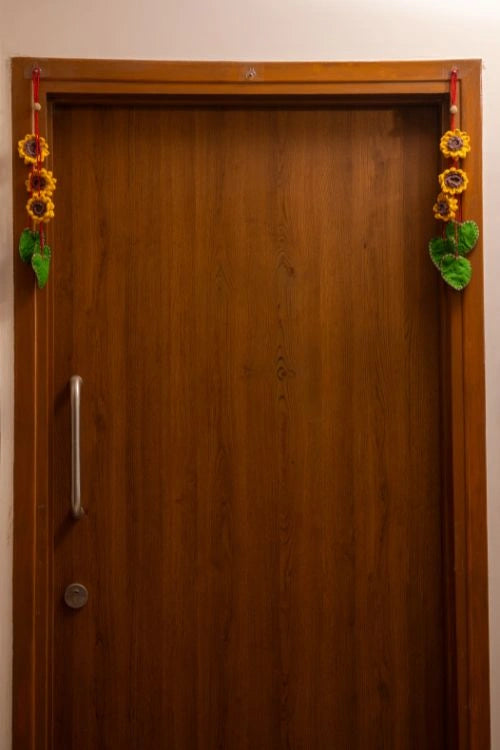 Samoolam Surajmukhi Door Side Hanging (Set Of 2)