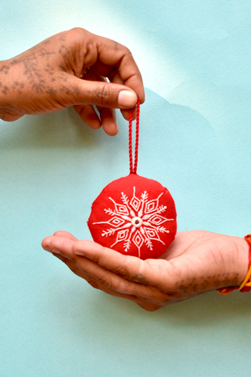 Okhai 'Holy Night' Hand Embroidered Christmas Ornament