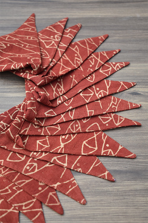 Okhai 'Christmas Carols' Hand Block Printed Cotton Bunting