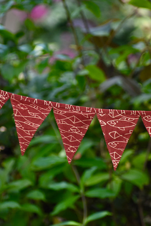 Okhai 'Christmas Carols' Hand Block Printed Cotton Bunting