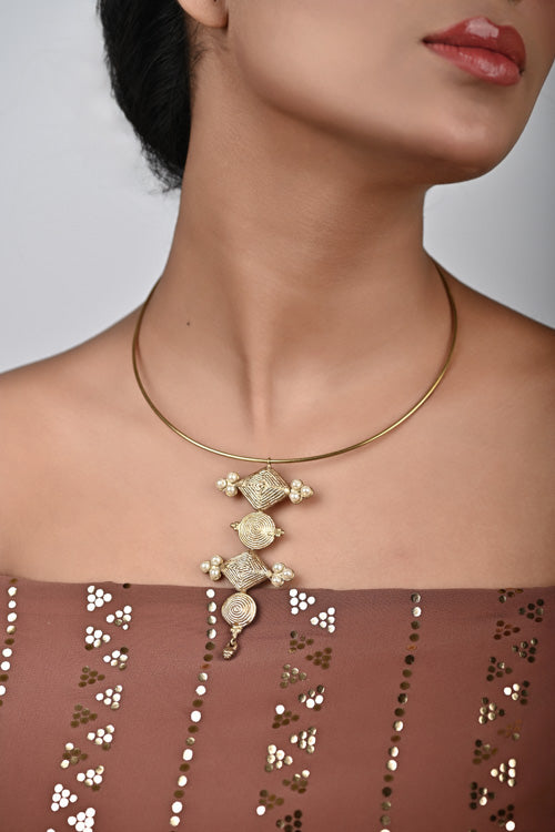 Miharu Saachi Hasuli Dokra Necklace