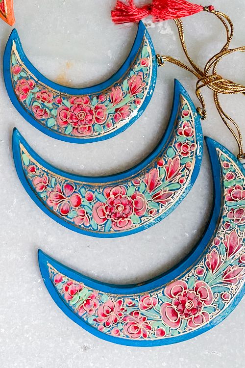 TICH Kashmiri Art Xmas Decorations - Set Of 6 (6 Moons)