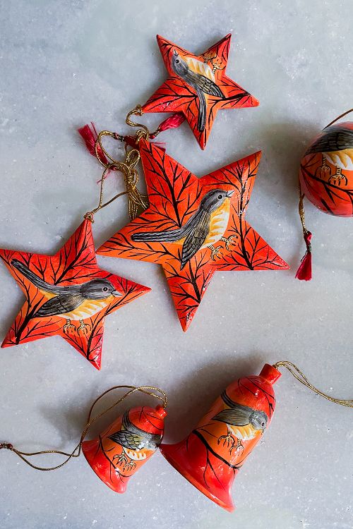 TICH Kashmiri Art Xmas Decorations - Set Of 6 (3 Stars, 1 Bauble, 2 Bells)