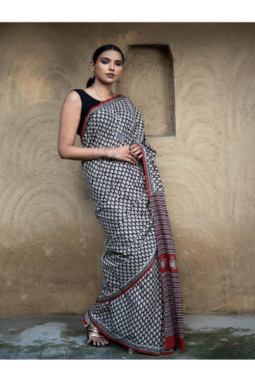 TICH Classic Appeal. Bagru Hand Block Printed Mul Cotton Saree - Black Leaf