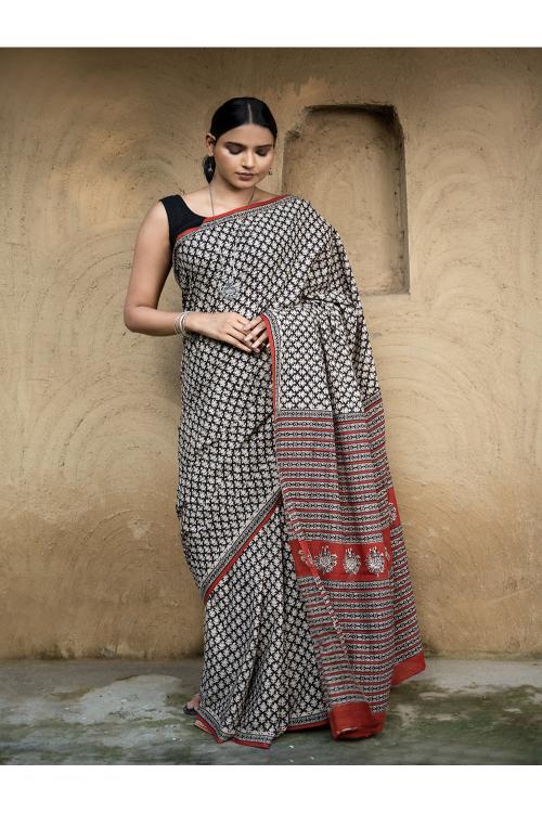 TICH Classic Appeal. Bagru Hand Block Printed Mul Cotton Saree - Black Leaf