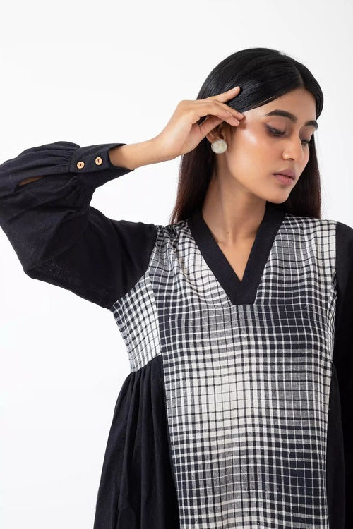 Inkriti "Timeless" Handloom Kala Cotton Dress - Ombre Checks