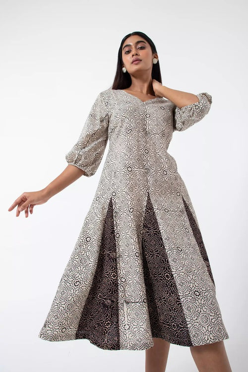 Inkriti "Swirl" Block Printed Organic Cotton Dress - White Skyline