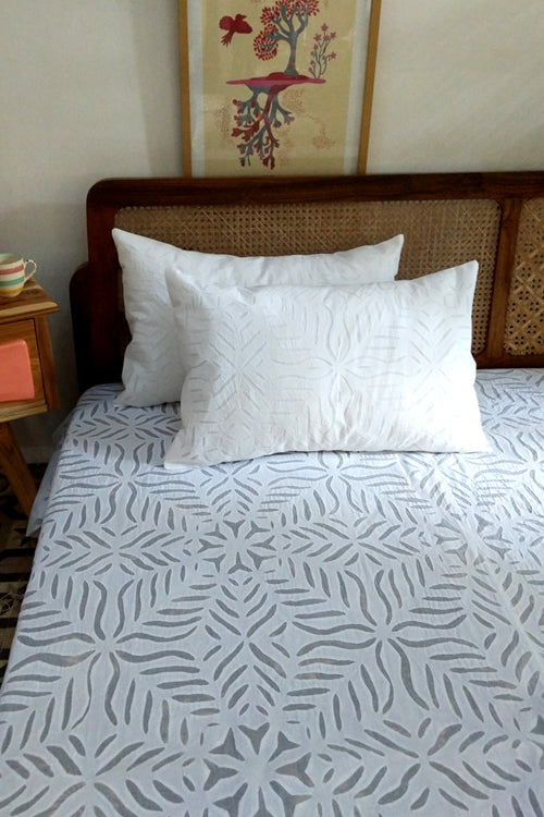 Okhai 'Celeste' Pure Cotton Applique Work Bed Cover without Pillow