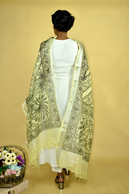 Diorama Designs Madhubani All Over Hand-Painted  Linen Dupatta