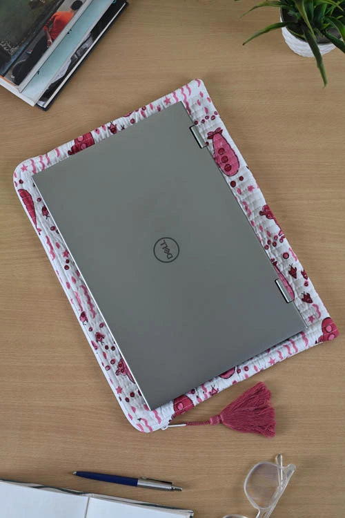 Poddar Exports Pink Submarine Laptop Sleeve