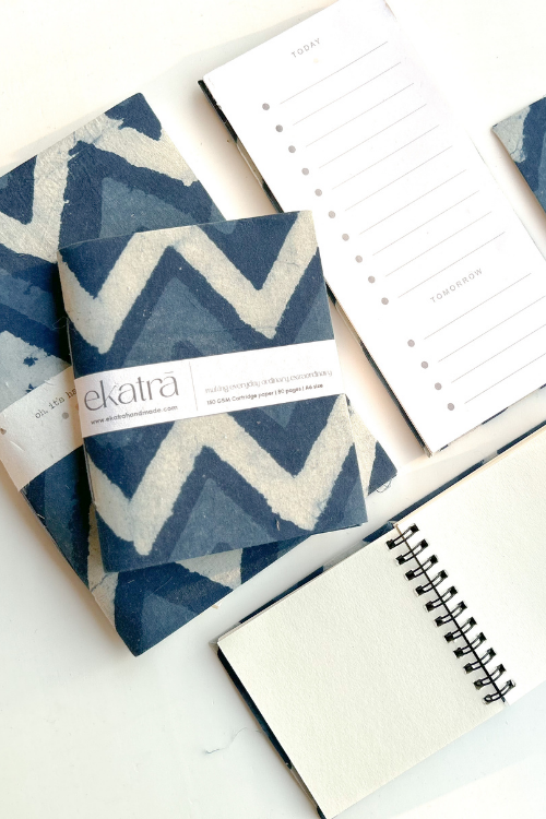 Ekatra Eco Friendly Sollid Motif Stationery Loaded Gift Hamper