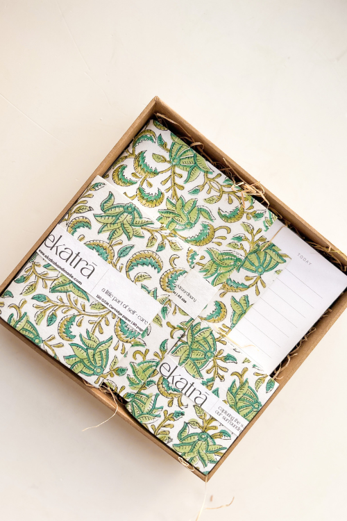Ekatra Eco Friendly Green Floral Stationery Loaded Gift Hamper