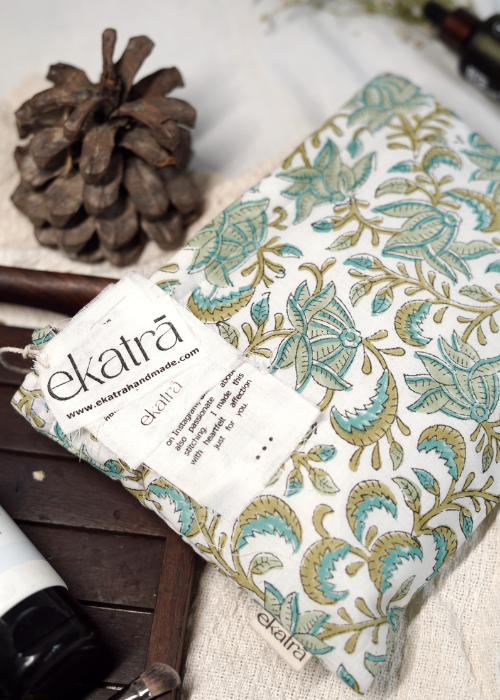 Ekatra Green Leafy Floral Cotton Travel Pouch/Organizer ( Set Of 2 )