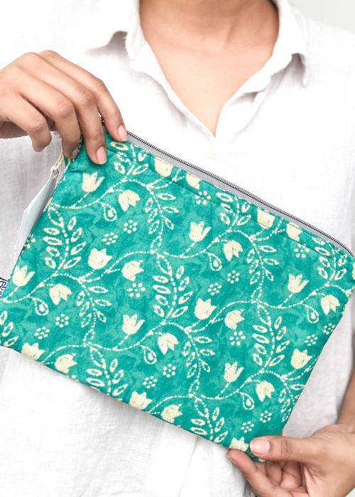 Ekatra Teal Floral Cotton Travel Pouch/Organizer ( Set Of 2 )