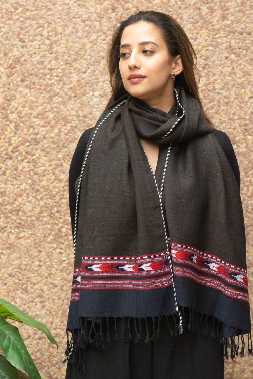 TICH Fine, Soft Himachal Wool Stole - Dark Grey Arrows