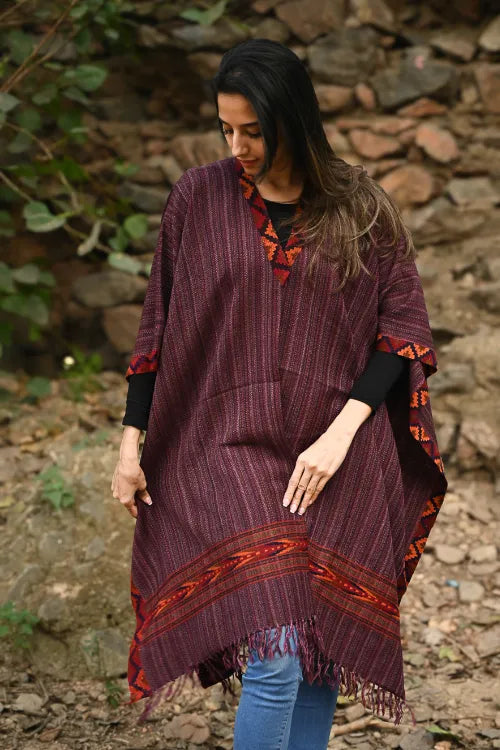 The ICH Exclusive Soft Himachal Wool Poncho With Woven Border - Plum Cake