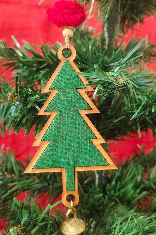 Whe Solid Green Christmas Tree Repurposed Wood & Upcycled Fabric Christmas Charm Combo Of 3