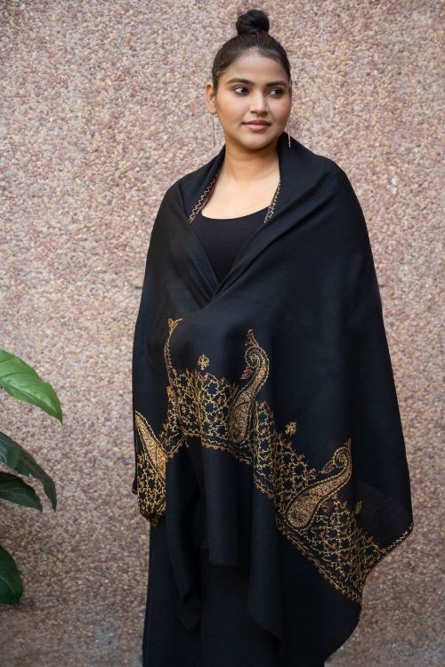 TICH Fine Sozni Hand Embroidered Pure Wool Stole - Ambi