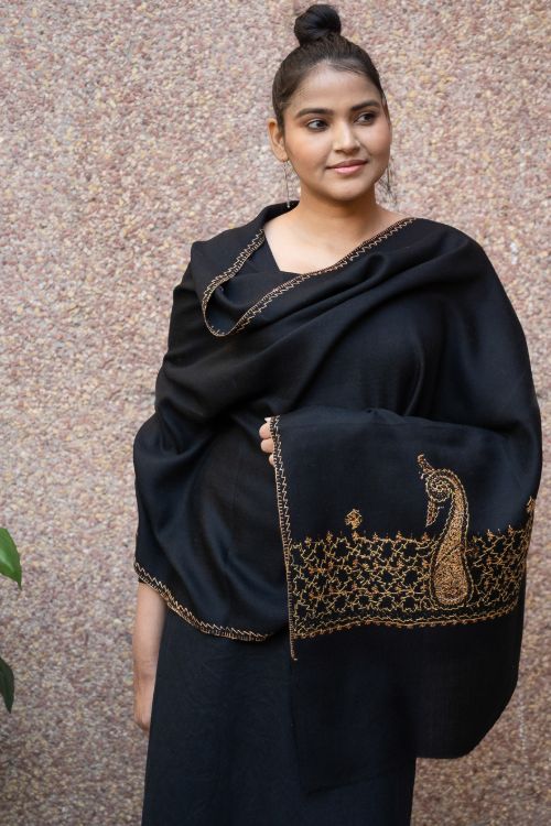 TICH Fine Sozni Hand Embroidered Pure Wool Stole - Ambi