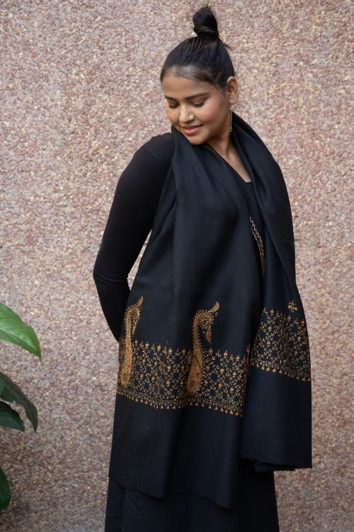TICH Fine Sozni Hand Embroidered Pure Wool Stole - Ambi